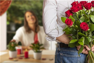 10 IDEEN ZUM VALENTINSTAG 10 IDEEN ZUM VALENTINSTAG
