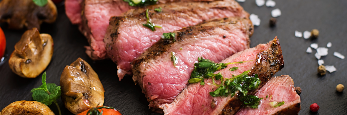 juicy-steak-medium-rare-beef-with-spices-grilled-vegetables